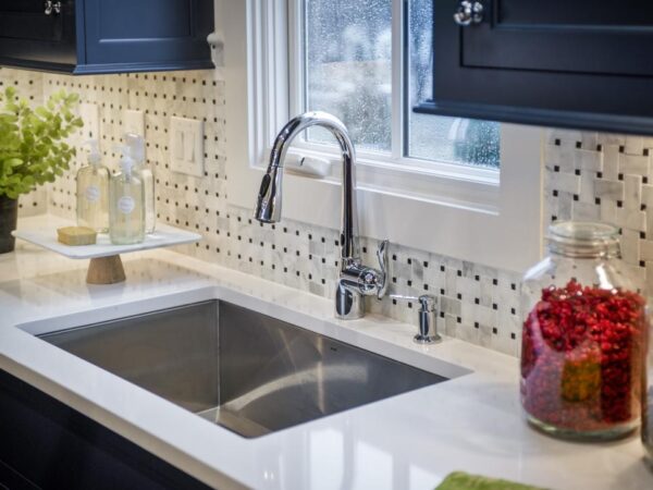 Tips To Choose Right Material For Kitchen Countertop